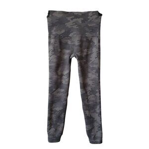 Spanx Green Camo Crop Legging Womens S Look at Me Now Seamless Shapewear Cute